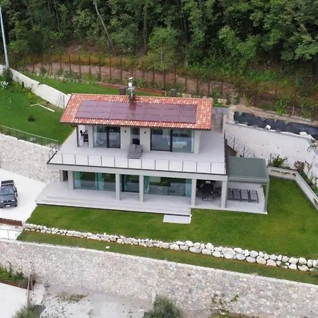 Holiday home Sopralago Ein Ferienhaus Mit Grandiosem Weitblick Von Norden Bis Sueden Des Gardasees Malcesine